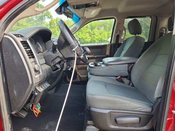 2013 RAM 1500 ST