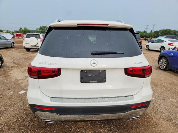2022 MERCEDES-BENZ GLB GLB250 / GLB250 4MATIC
