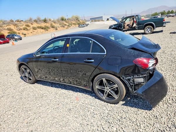 2022 MERCEDES-BENZ A