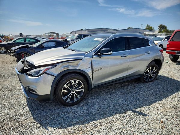 2018 INFINITI QX30