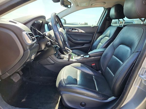 2018 INFINITI QX30