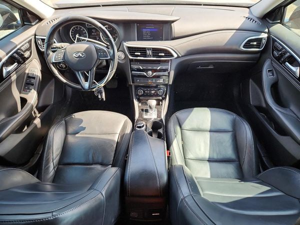 2018 INFINITI QX30