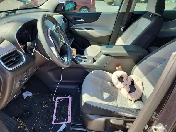 2022 CHEVROLET EQUINOX LS — DENT