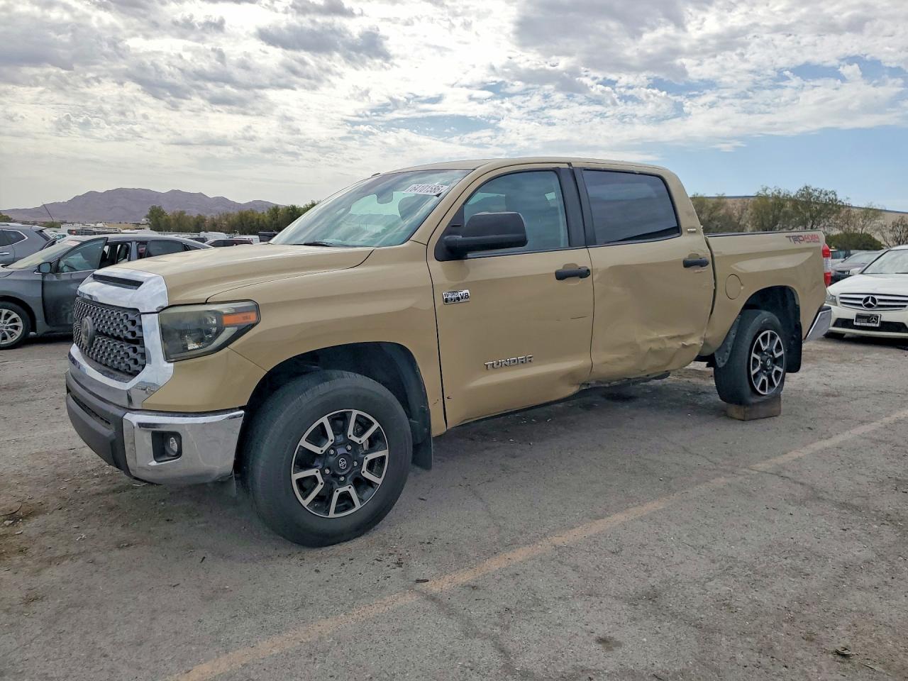 2019 TOYOTA TUNDRA SR5 Grade