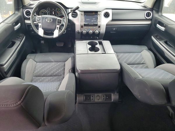 2019 TOYOTA TUNDRA SR5 Grade