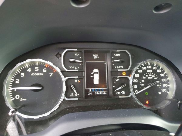 2019 TOYOTA TUNDRA SR5 Grade