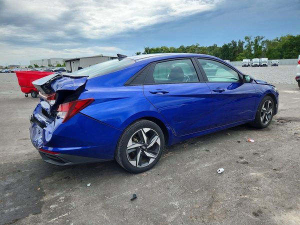 2023 HYUNDAI ELANTRA