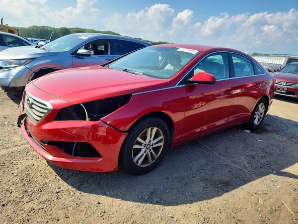 2017 HYUNDAI SONATA SE, Eco — Front 3/4