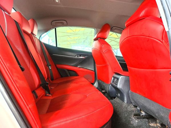 2022 TOYOTA CAMRY XSE