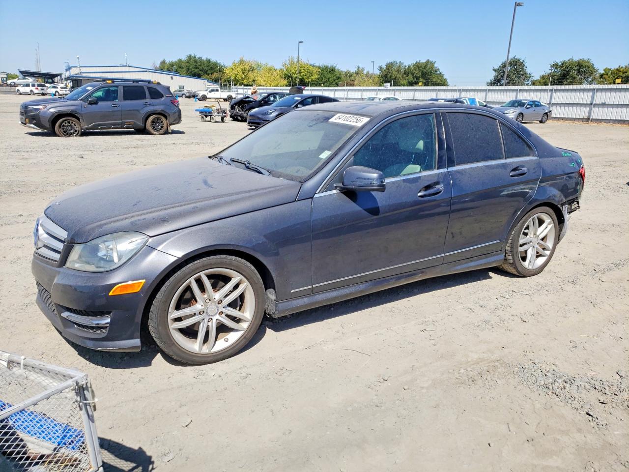 2013 MERCEDES-BENZ C C250 — Front 3/4