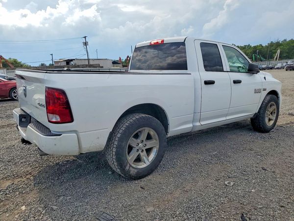 2017 RAM 1500 ST QUAD CAB 4X4