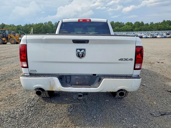 2017 RAM 1500 ST QUAD CAB 4X4
