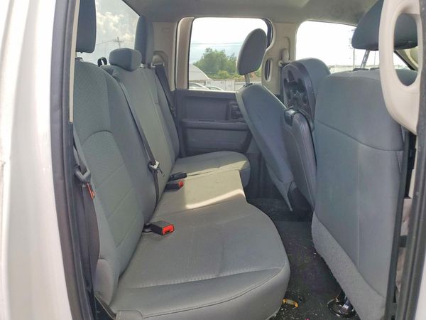 2017 RAM 1500 ST QUAD CAB 4X4
