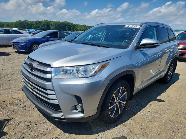 2018 TOYOTA HIGHLANDER SE/XLE