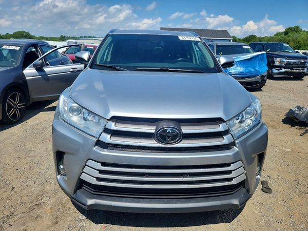 2018 TOYOTA HIGHLANDER SE/XLE