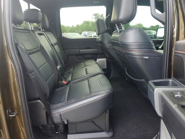 2025 FORD F150