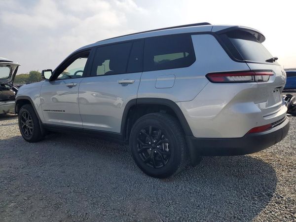 2025 JEEP GRAND CHEROKEE Laredo, Altitude