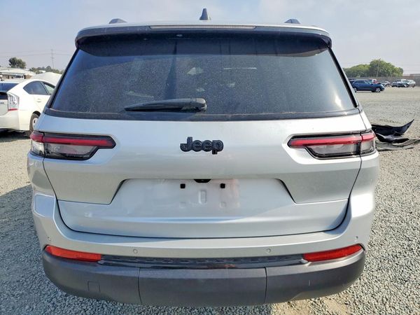 2025 JEEP GRAND CHEROKEE Laredo, Altitude