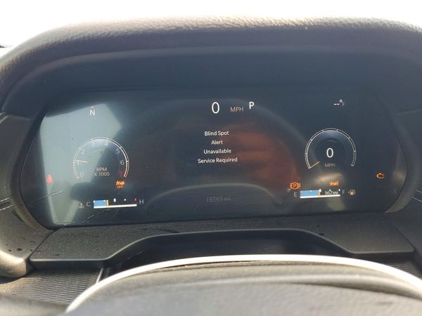 2025 JEEP GRAND CHEROKEE Laredo, Altitude