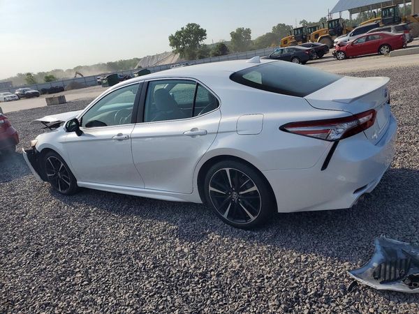 2019 TOYOTA CAMRY
