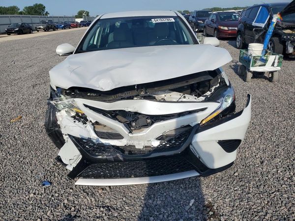 2019 TOYOTA CAMRY