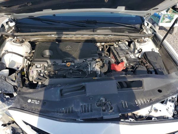 2019 TOYOTA CAMRY