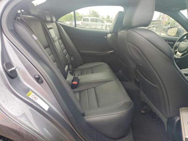 2015 LEXUS IS