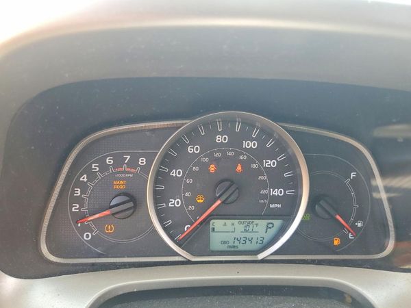 2015 TOYOTA RAV4 LE (X Grade)