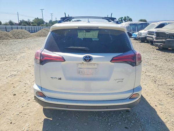 2017 TOYOTA RAV4 Ltd/SE Platinum