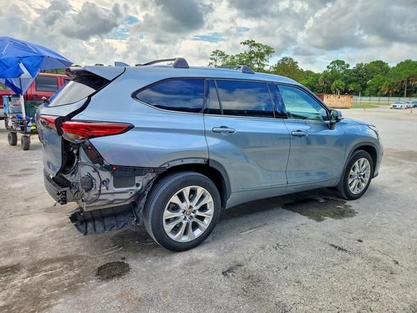 2020 TOYOTA HIGHLANDER Limited