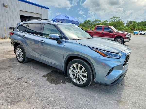 2020 TOYOTA HIGHLANDER Limited