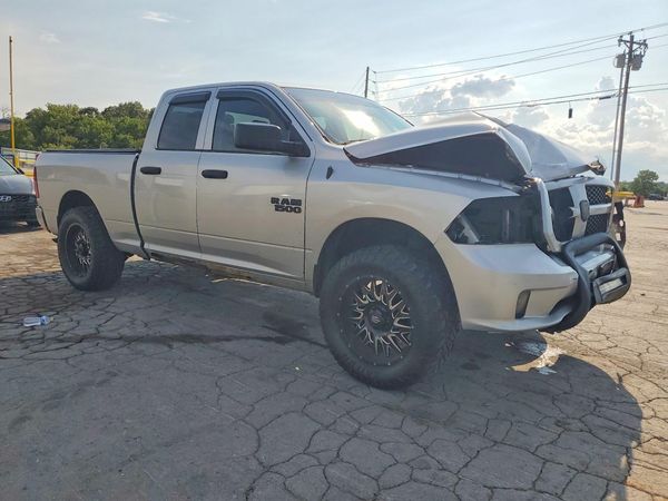 2018 RAM 1500 ST QUAD CAB 4X4