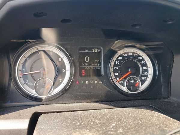 2018 RAM 1500 ST QUAD CAB 4X4