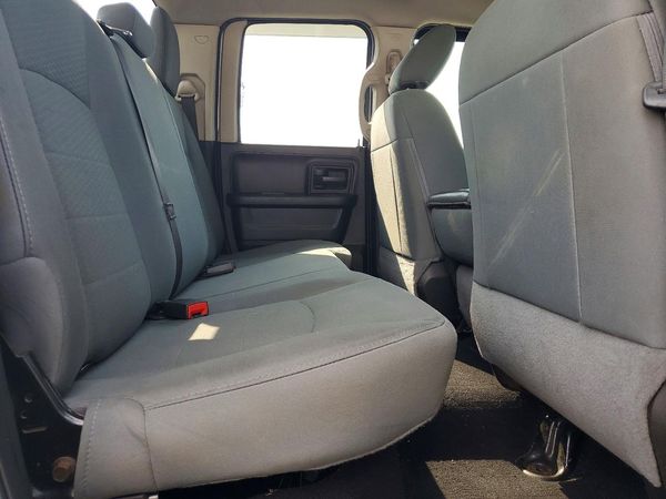 2018 RAM 1500 ST QUAD CAB 4X4