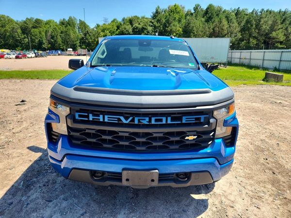2022 CHEVROLET SILVERADO Custom