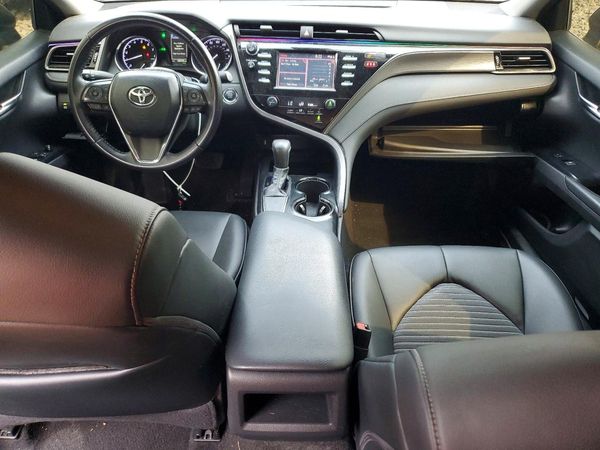 2019 TOYOTA CAMRY