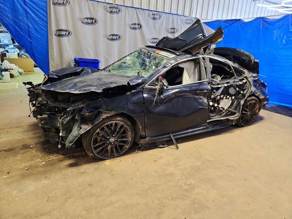 2021 TOYOTA CAMRY XSE — Front 3/4