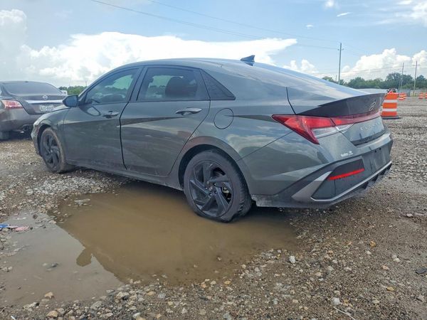 2026 HYUNDAI ELANTRA