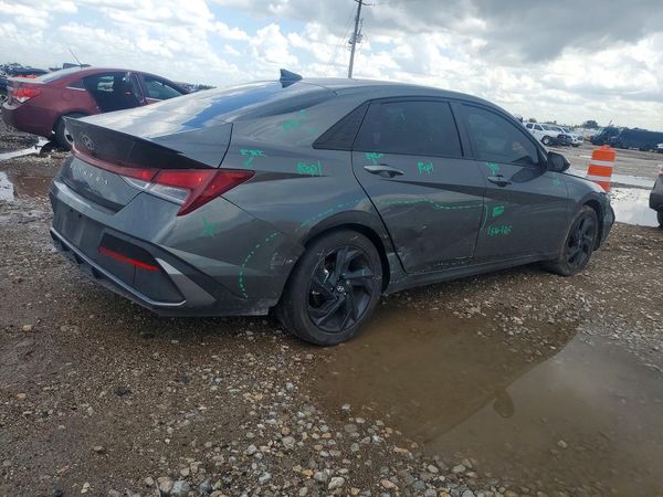 2026 HYUNDAI ELANTRA