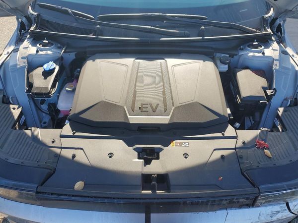 2025 HYUNDAI IONIQ SEL