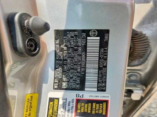 2014 TOYOTA CAMRY