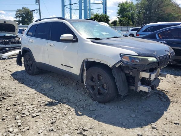 2019 JEEP CHEROKEE LATITUDE PLUS 4X4