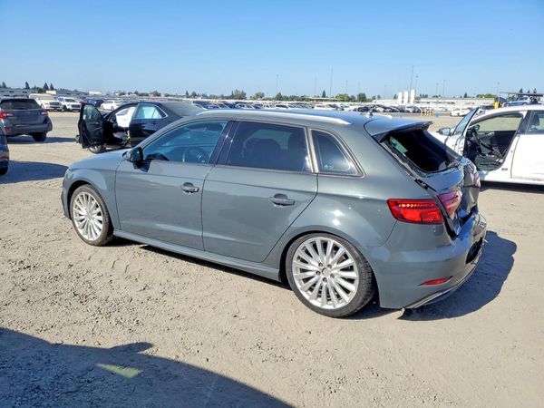 2017 AUDI A3 e-tron Premium