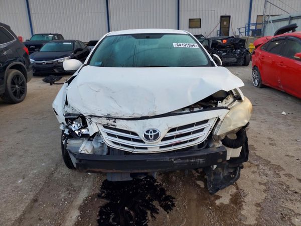 2013 TOYOTA COROLLA
