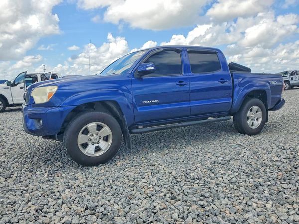 2015 TOYOTA TACOMA Delux Grade