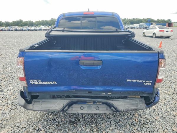 2015 TOYOTA TACOMA Delux Grade