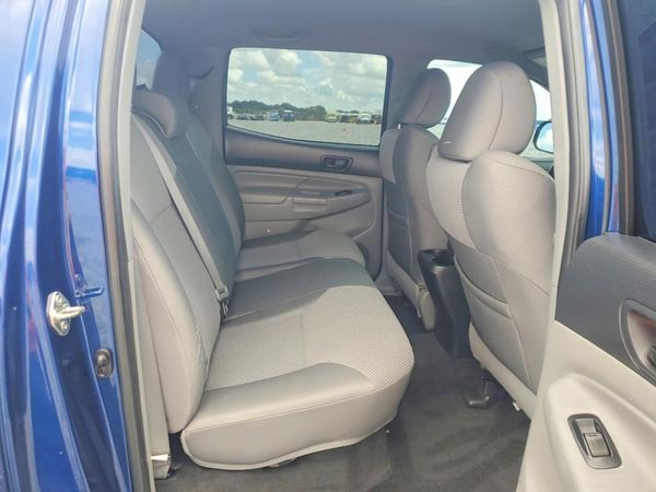 2015 TOYOTA TACOMA Delux Grade