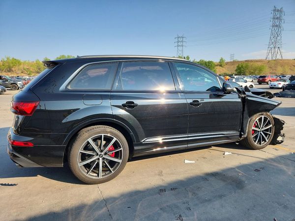 2022 AUDI SQ7 quattro Prestige