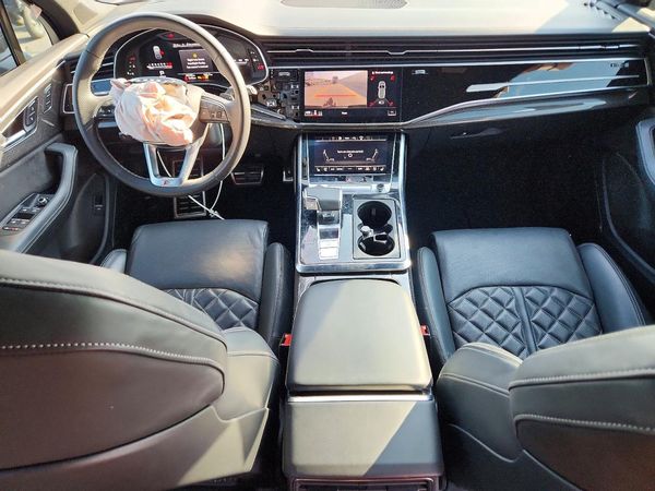2022 AUDI SQ7 quattro Prestige