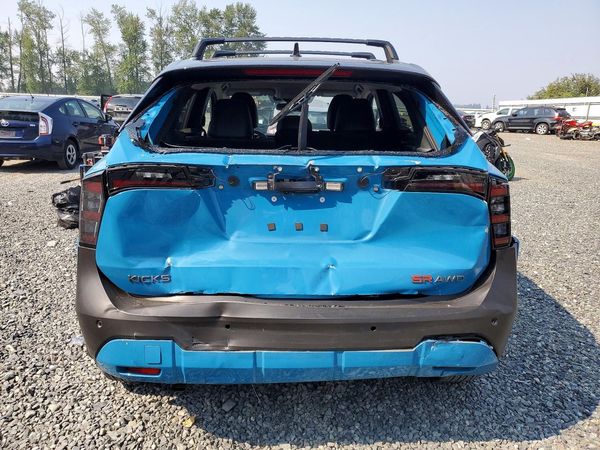 2026 NISSAN KICKS SR